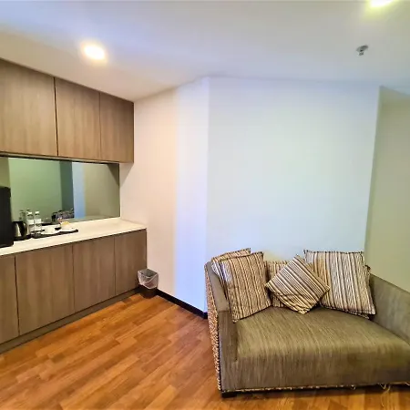 Nexus Business Suite Hotel Shah Alam Exterior photo