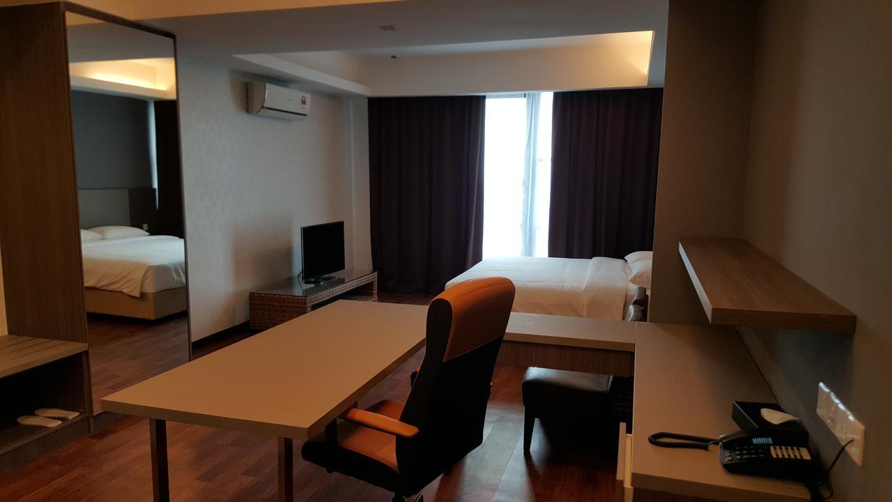 Hotel Nexus Business