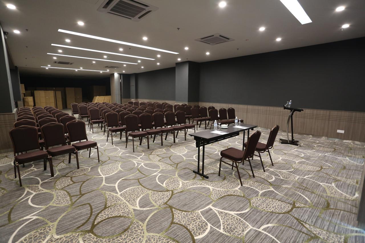 Hotel Nexus Business